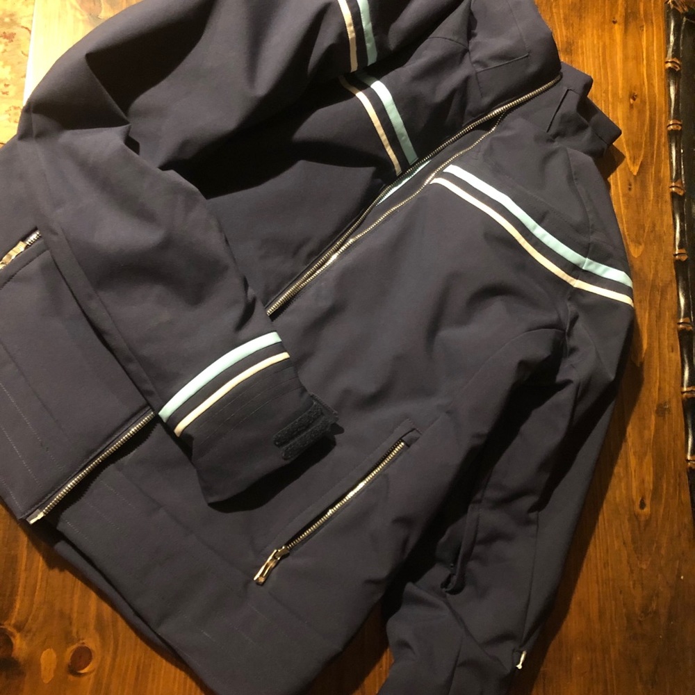 Like-New Descente Jacket